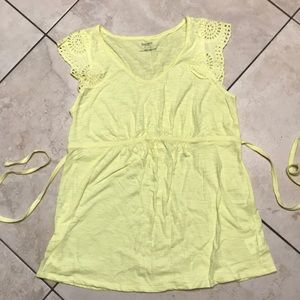 Motherhood Maternity yellow top, medium